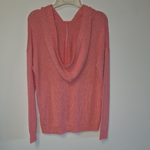 Pink Hooded Sweater with Blue Starfish Design - Picture 3 of 6